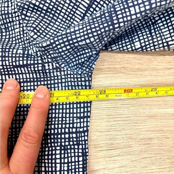 The North Face Men's Short Sleeve Button Down Shirt ~ Light Blue print M - Picture 9 of 9